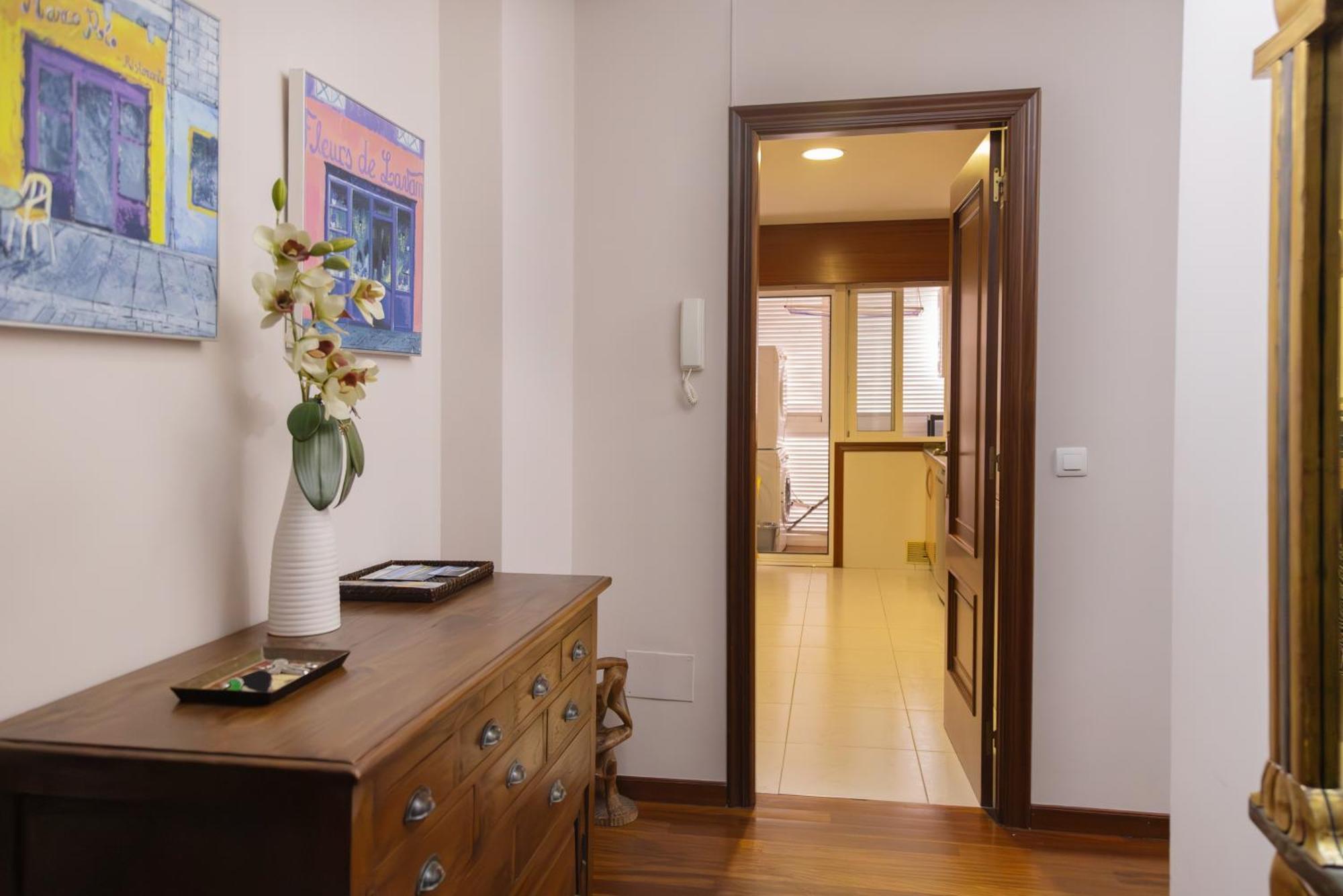 Apartamento Completo, Amplio, Muy Iluminado Y Con Plaza De Garaje Incluida. О Грове Екстериор снимка