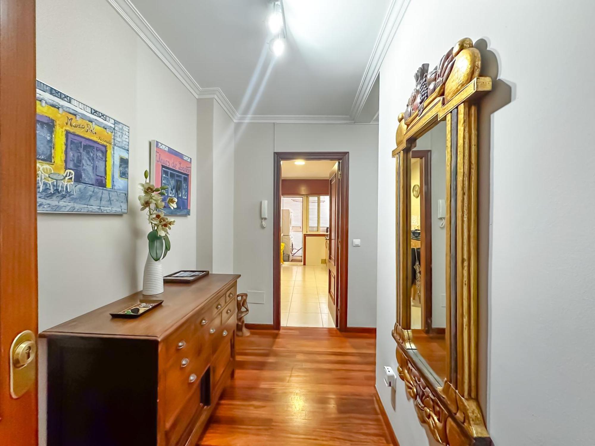 Apartamento Completo, Amplio, Muy Iluminado Y Con Plaza De Garaje Incluida. О Грове Екстериор снимка