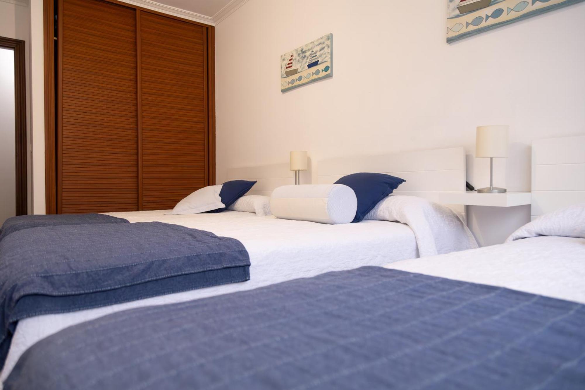 Apartamento Completo, Amplio, Muy Iluminado Y Con Plaza De Garaje Incluida. О Грове Екстериор снимка