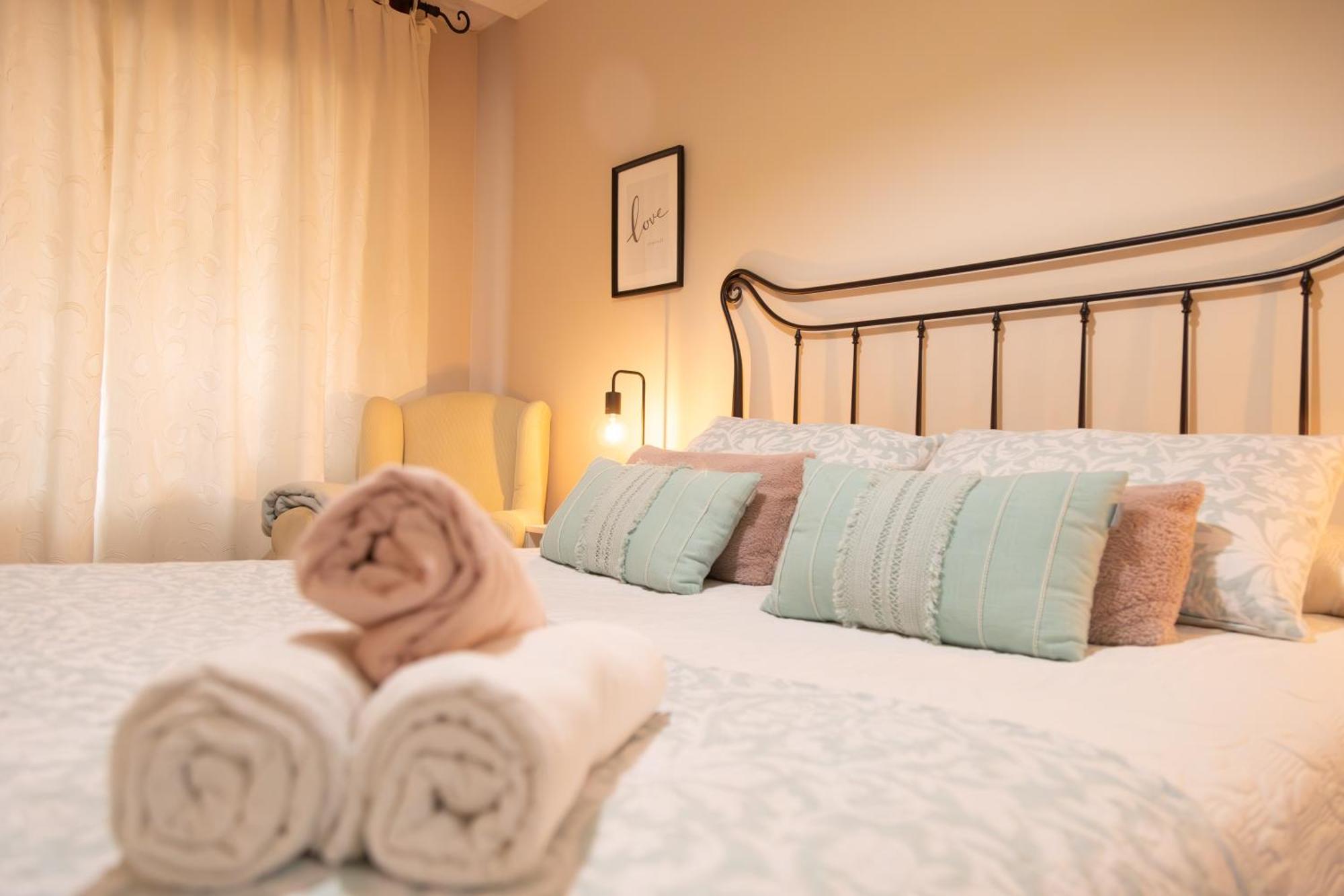 Apartamento Completo, Amplio, Muy Iluminado Y Con Plaza De Garaje Incluida. О Грове Екстериор снимка