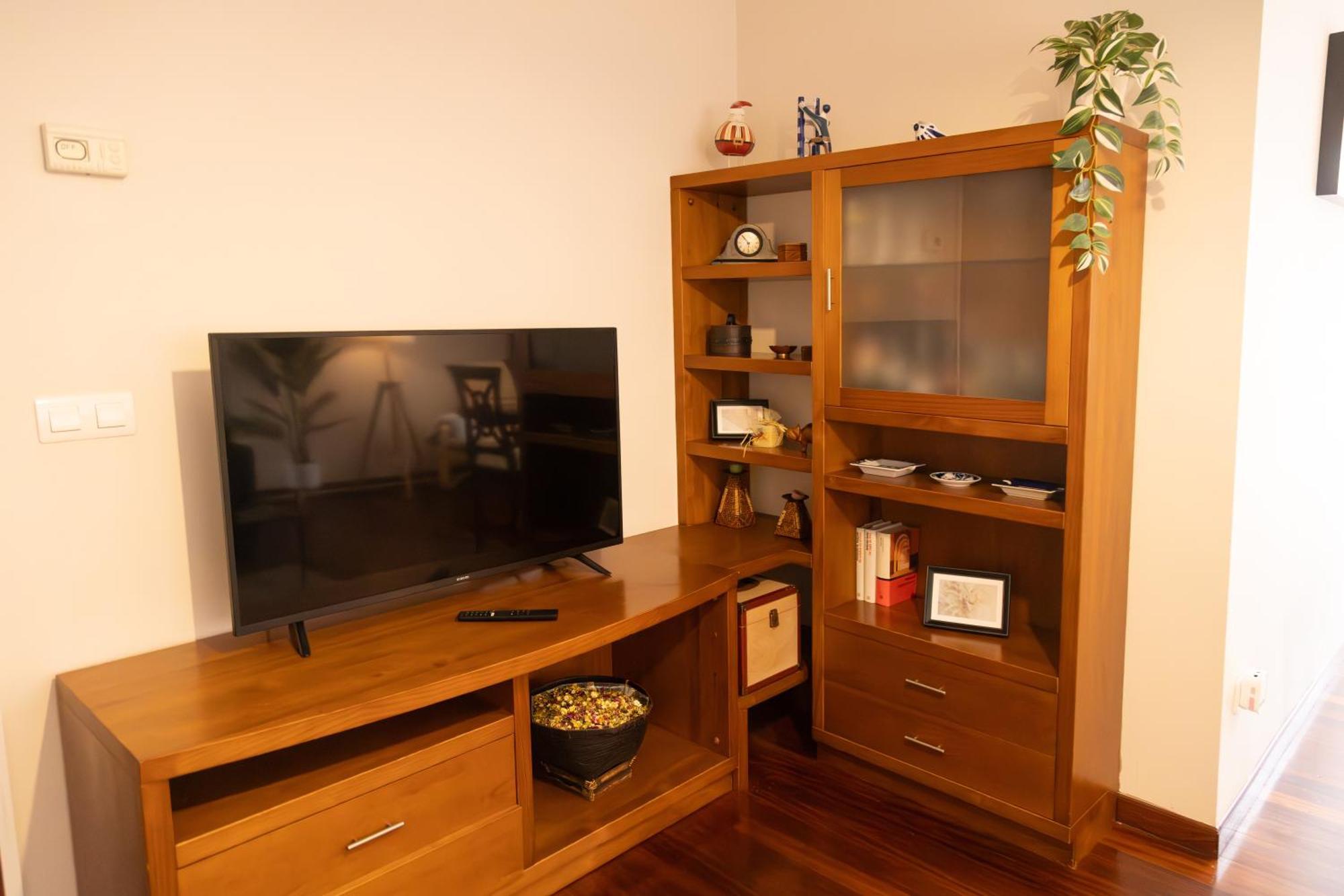 Apartamento Completo, Amplio, Muy Iluminado Y Con Plaza De Garaje Incluida. О Грове Екстериор снимка