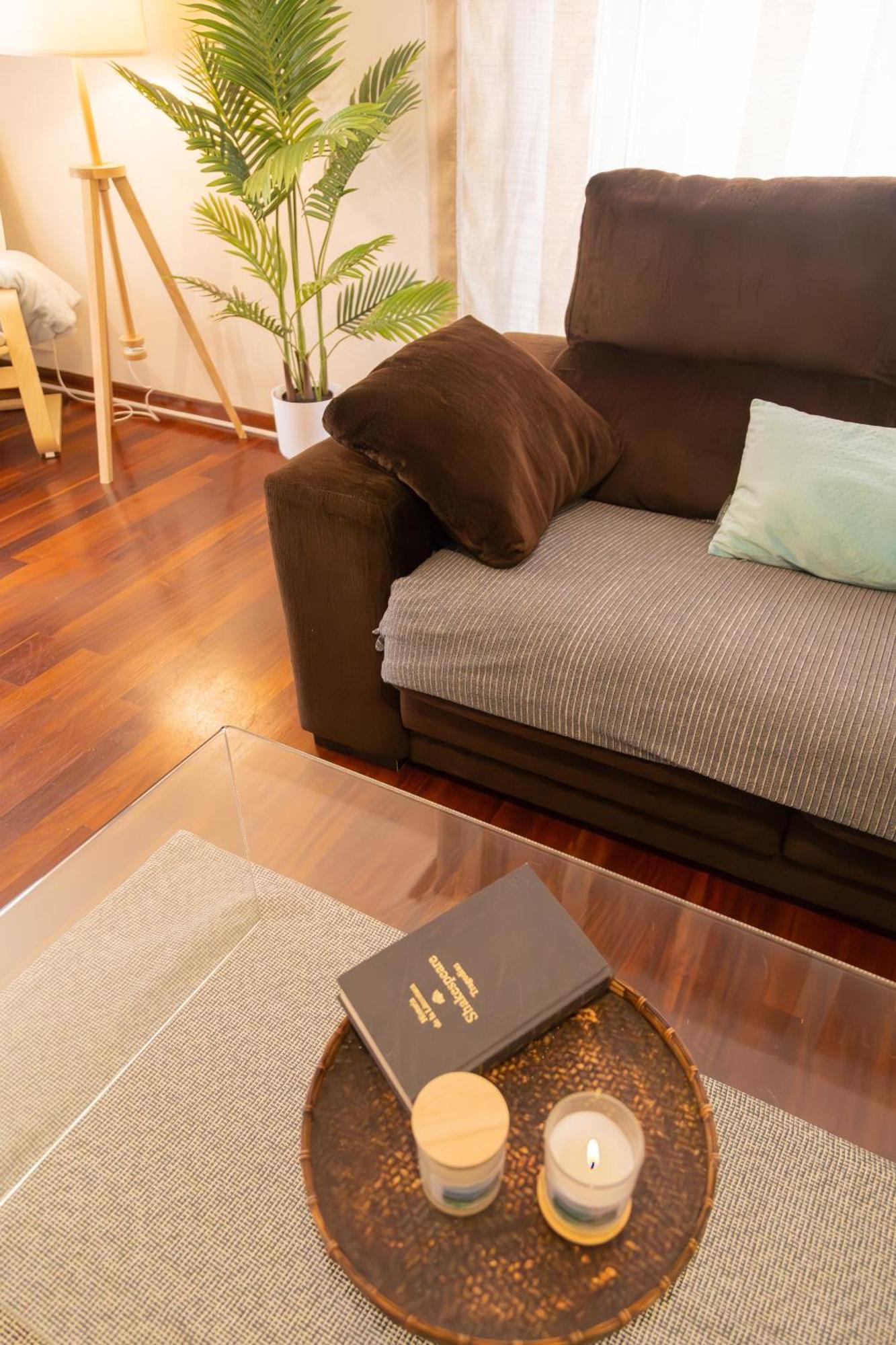 Apartamento Completo, Amplio, Muy Iluminado Y Con Plaza De Garaje Incluida. О Грове Екстериор снимка